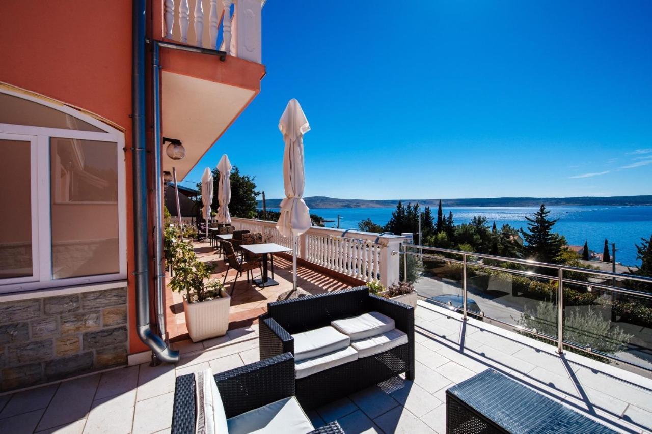 Apartments By The Sea Starigrad, Paklenica - 16421 Экстерьер фото