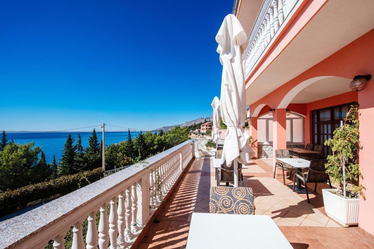 Apartments By The Sea Starigrad, Paklenica - 16421 Экстерьер фото