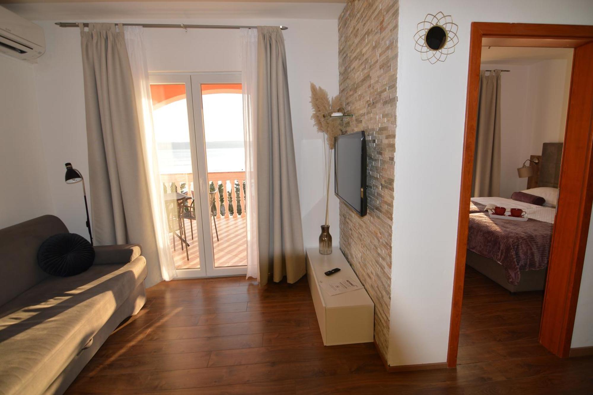 Apartments By The Sea Starigrad, Paklenica - 16421 Номер фото