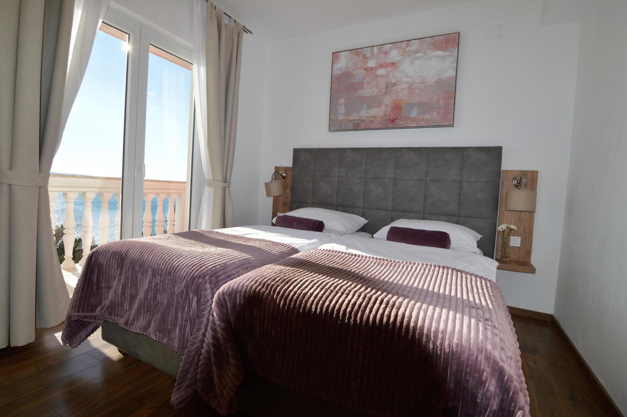 Apartments By The Sea Starigrad, Paklenica - 16421 Номер фото